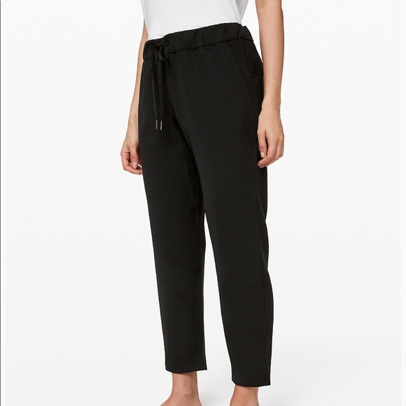 lululemon athletica Pants - Lululemon on the fly black pants